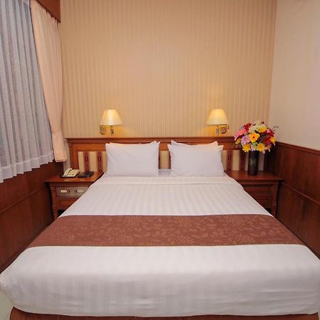 Sapta Nawa Resort 1 Gresik エクステリア 写真