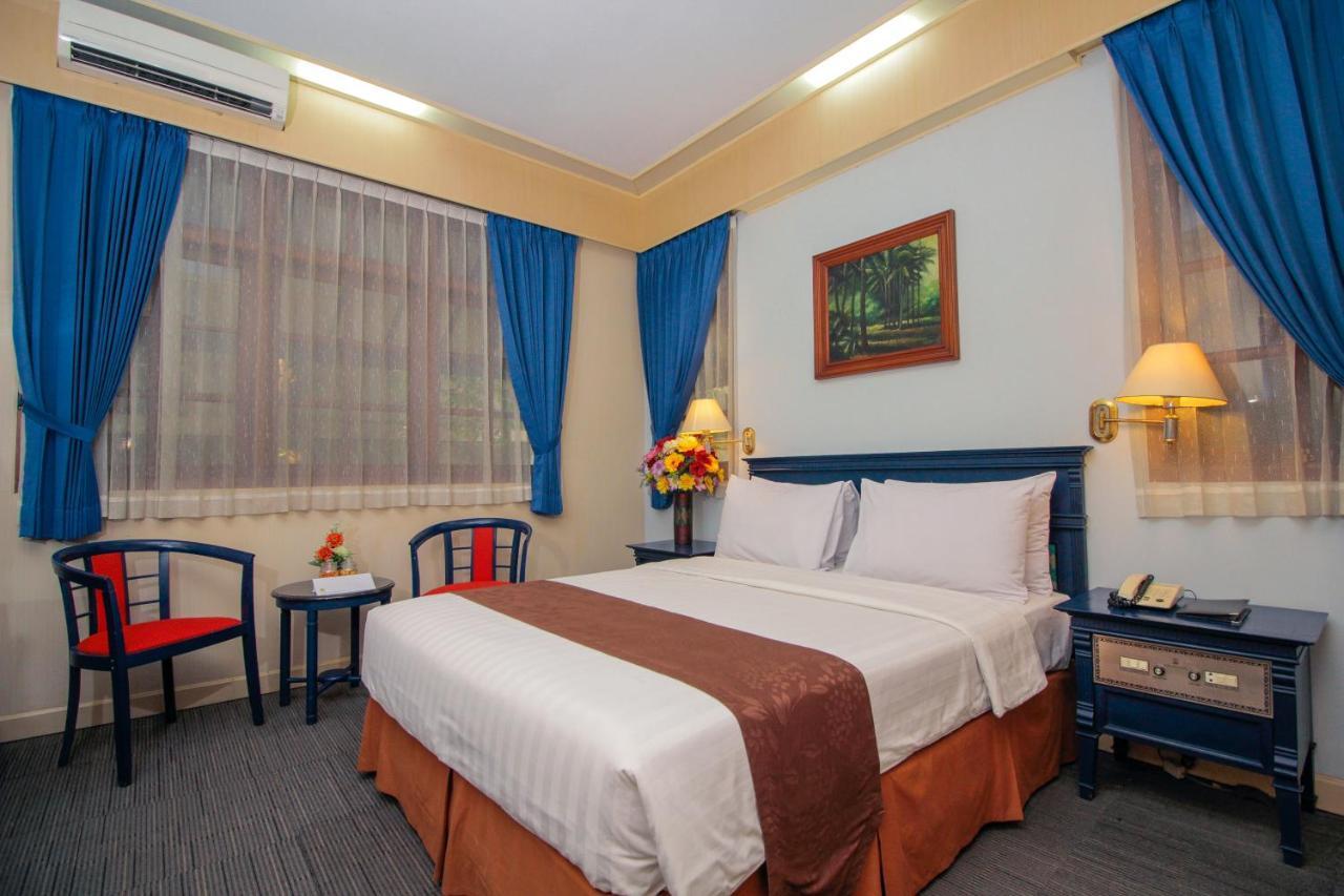 Sapta Nawa Resort 1 Gresik エクステリア 写真